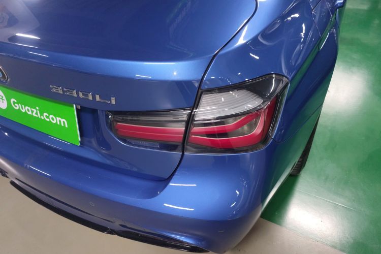宝马3系 2018款 330Li M运动曜夜版车身外观6006