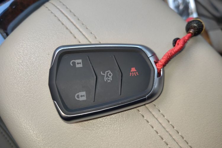 凯迪拉克XTS 2016款 28T 技术型中控内饰11