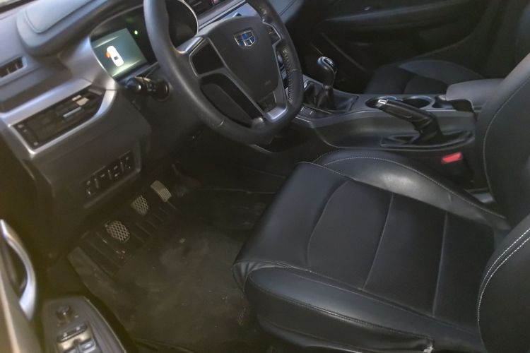 吉利汽车 帝豪 2018款 1.5L 手动向上互联版局部细节19