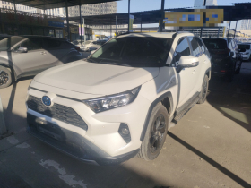 丰田 RAV4荣放 2021款 双擎 2.5L E-CVT四驱精英PLUS版