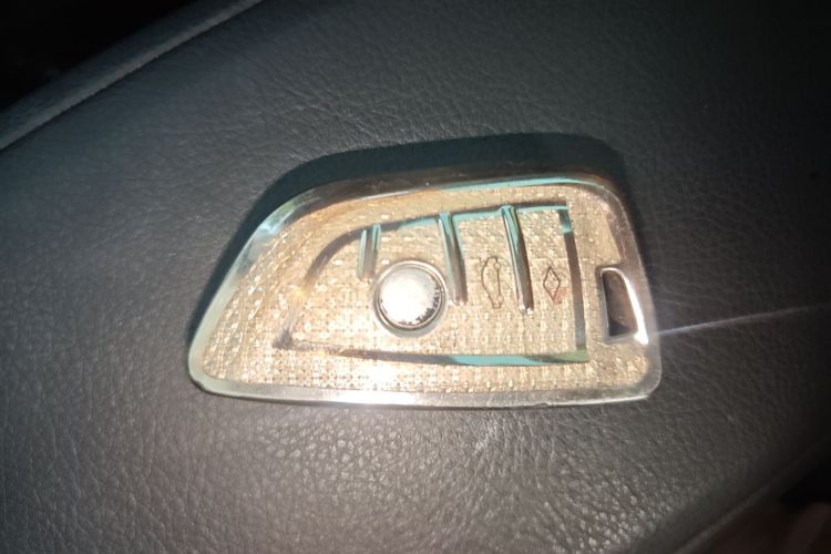 宝马1系 2018款 改款 118i 运动型中控内饰11