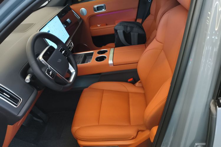 理想汽车 理想L7 2025款 Pro 智能焕新版中控内饰19