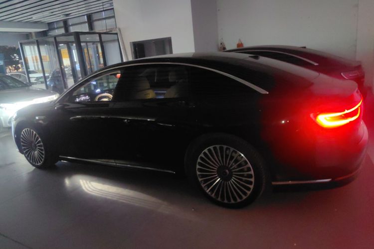 鸿蒙智行 享界S9 2024款 纯电 Ultra 四驱旗舰版车身外观4