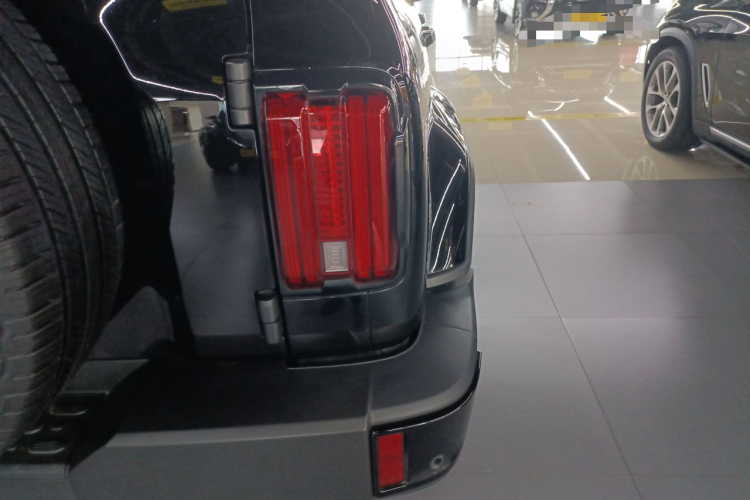 坦克300 2024款 2.0T 穿越者车身外观9