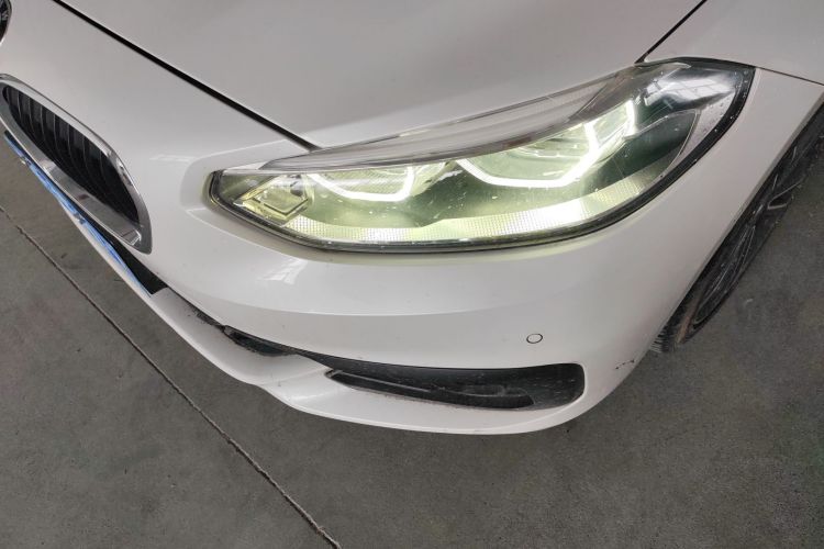 宝马1系 2019款 118i 时尚型车身外观36