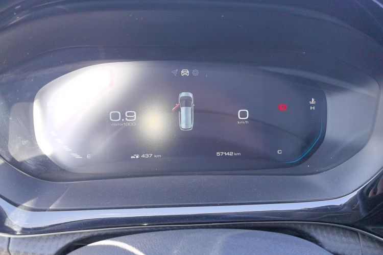 宝骏RM-5 2019款 1.5T 手动24小时在线精英型 6座中控内饰14