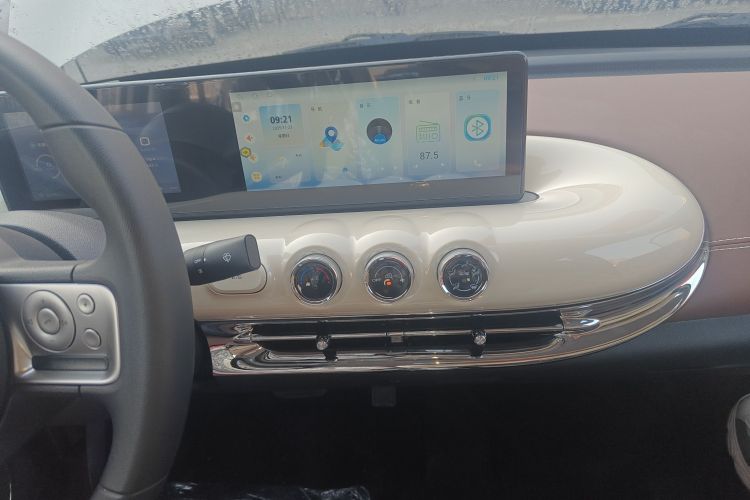 五菱汽车 五菱缤果 2024款 333km 悦享款中控内饰16