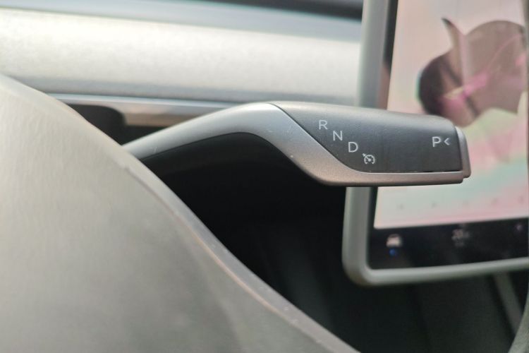 特斯拉 Model Y 2023款 后轮驱动版局部细节18