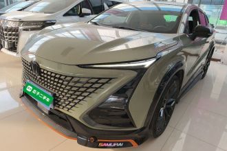 长安UNI-T 2022款 1.5T 运动版 尊贵型