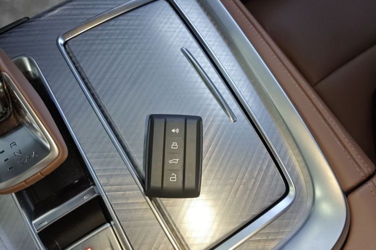 坦克700新能源 2024款 Hi4-T 极境版中控内饰7001