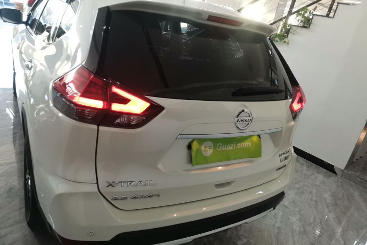 日产 奇骏 2020款  2.5L XL ITS CVT 4WD豪华领航版车身外观6