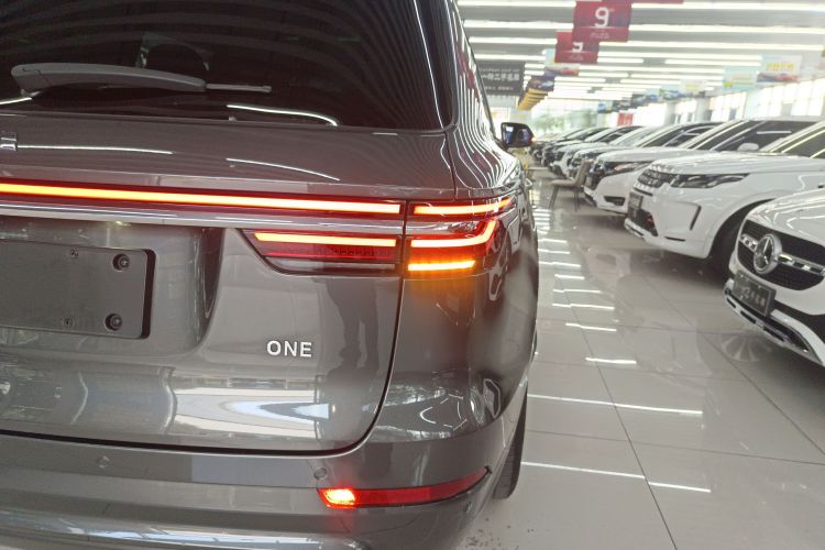 理想汽车 理想ONE 2020款 增程6座版车身外观6006