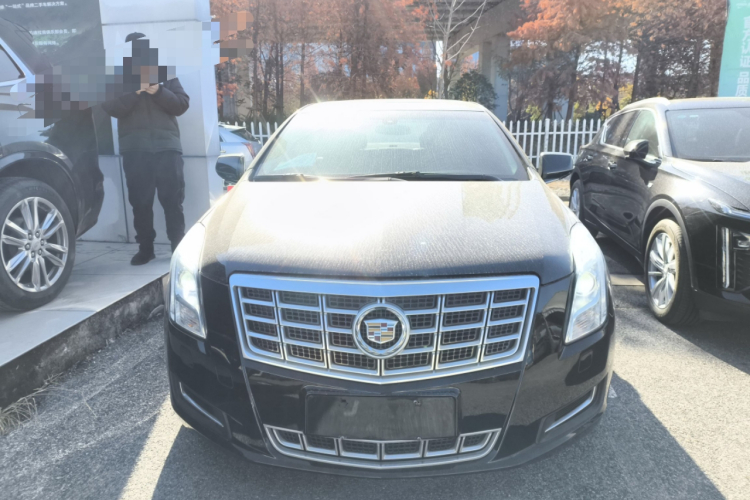 凯迪拉克XTS 2015款 28T 舒适型车身外观2