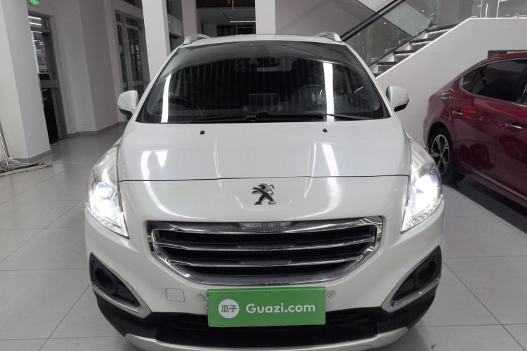 标致3008 2013款 1.6THP 自动至尚版车身外观2