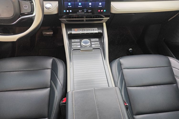 林肯 航海家 2023款 2.0T 四驱尊享版中控内饰18