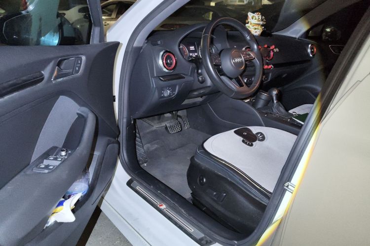 奥迪A3 2020款 Limousine 35 TFSI 时尚型 国VI中控内饰20