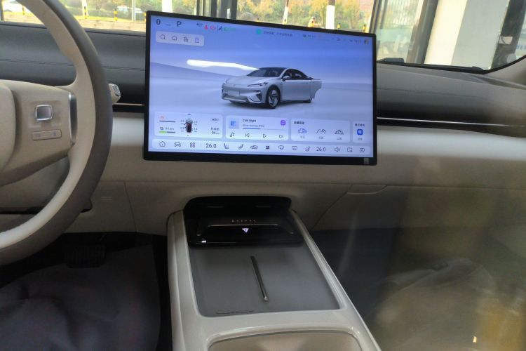 深蓝汽车 深蓝L07 2025款 230Max  深蓝智驾AD PRO增程版局部细节16