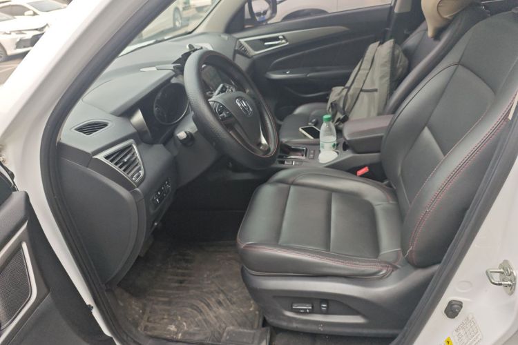 长安CS75 2016款 1.8T 自动尊贵型 国V中控内饰19