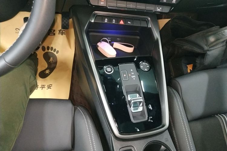 奥迪A3 2024款 A3L Limousine 35 TFSI 时尚运动型局部细节18