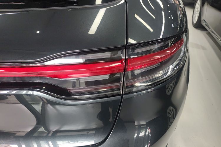 保时捷 2023款 Macan 2.0T车身外观9