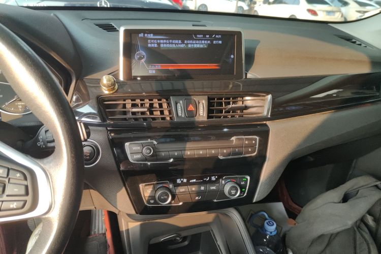 宝马X1 2016款 sDrive18Li 时尚型局部细节16