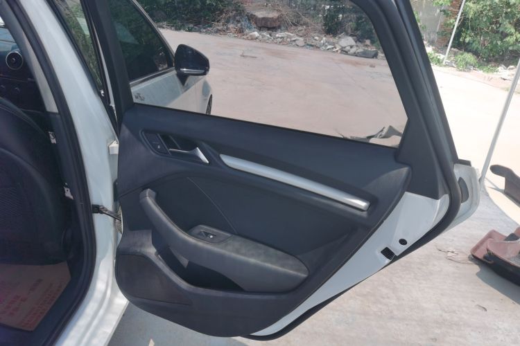 奥迪A3 2020款 改款 Sportback 35 TFSI 进取型 国VI中控内饰7006