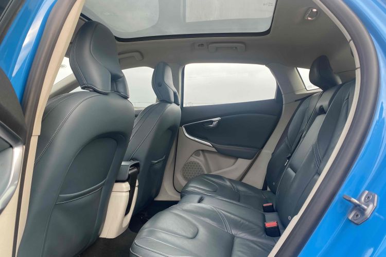 沃尔沃V40 2014款 2.0T 智雅版中控内饰7004