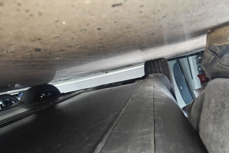 特斯拉 Model Y 2021款 标准续航后驱版局部细节9001