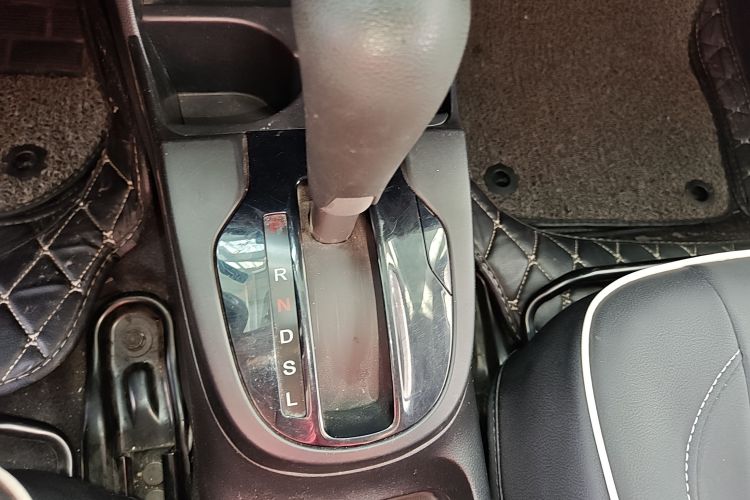 本田 飞度 2018款 1.5L CVT舒适版中控内饰18