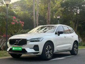 沃尔沃XC60 2024款 B5 四驱智逸豪华版