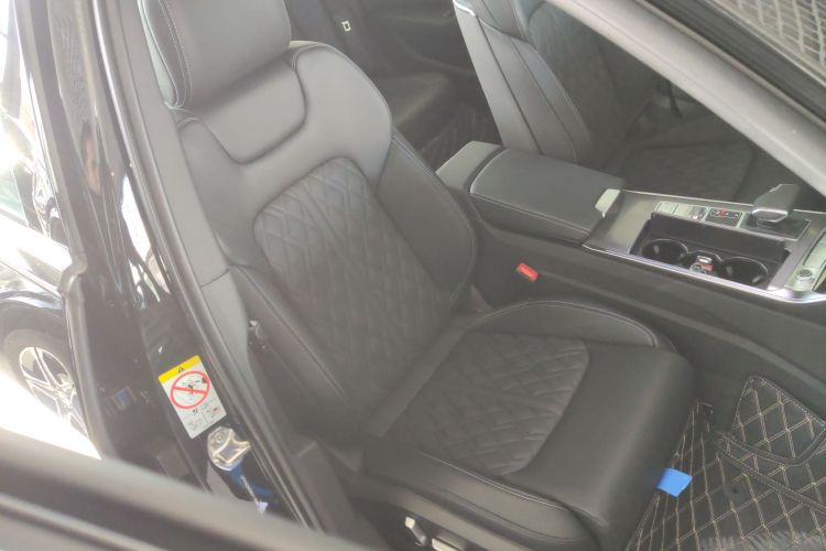 奥迪A6L 2025款 改款 45 TFSI 臻选动感型局部细节41