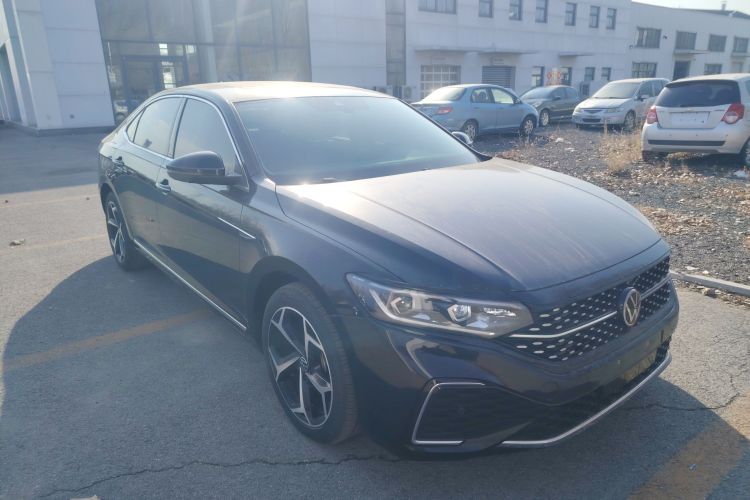 大众 帕萨特 2024款 380TSI 星空豪华版车身外观3