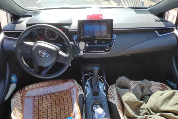 丰田 雷凌 2021款 TNGA 1.5L CVT进取版中控内饰12