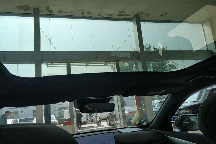 深蓝汽车 深蓝S05 2026款 620Plus纯电版中控内饰22