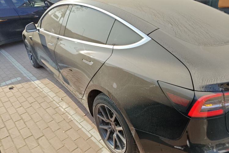 特斯拉 Model 3 2019款 标准续航后驱升级版车身外观4