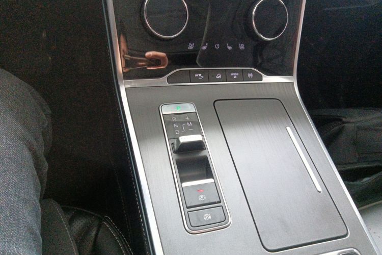 星途凌云 2023款 300T 两驱星耀版中控内饰18