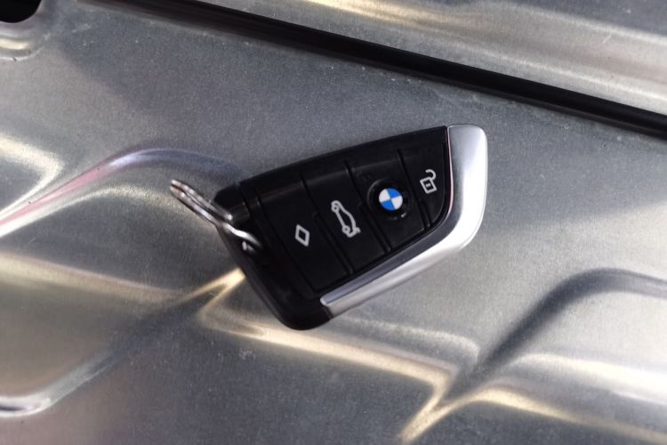 宝马X3 2020款  xDrive28i M运动套装中控内饰11