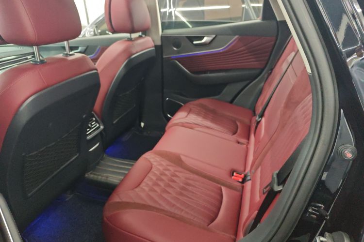 红旗HS5 2023款 2.0T 旗享Pro版中控内饰21