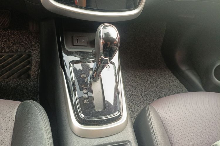 日产 骐达TIIDA 2021款 1.6L CVT智行版局部细节18