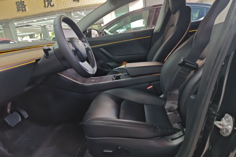 特斯拉 Model 3 2019款 标准续航后驱升级版局部细节19