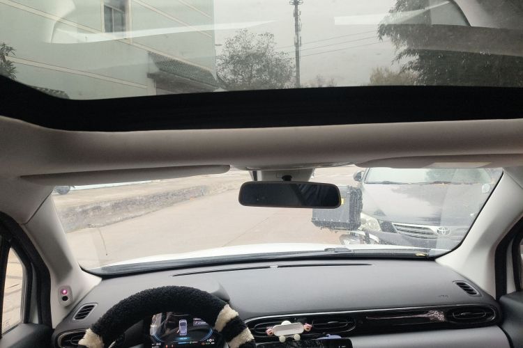 零跑汽车 零跑T03 2020款 400豪华版中控内饰22