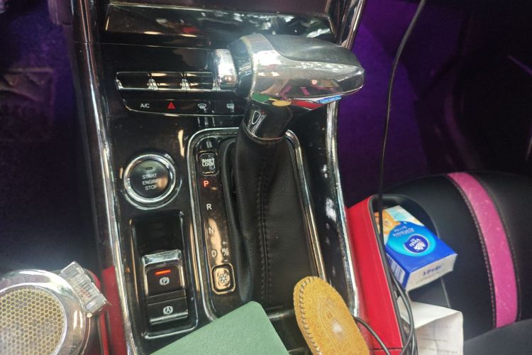 猎豹汽车 猎豹CS9 2017款 1.5L CVT舒适型中控内饰18