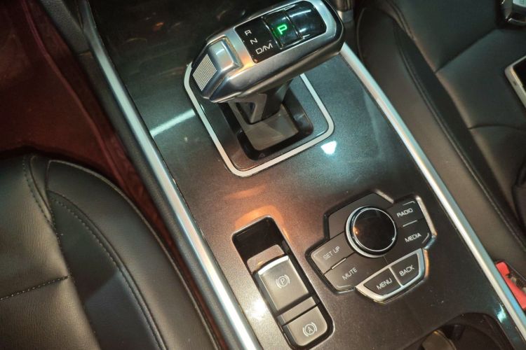 哈弗H6 2018款 运动版 1.5T 自动两驱精英型 国V中控内饰18