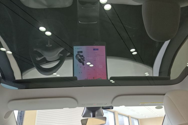 特斯拉 Model Y 2021款 长续航全轮驱动版 3D7中控内饰22
