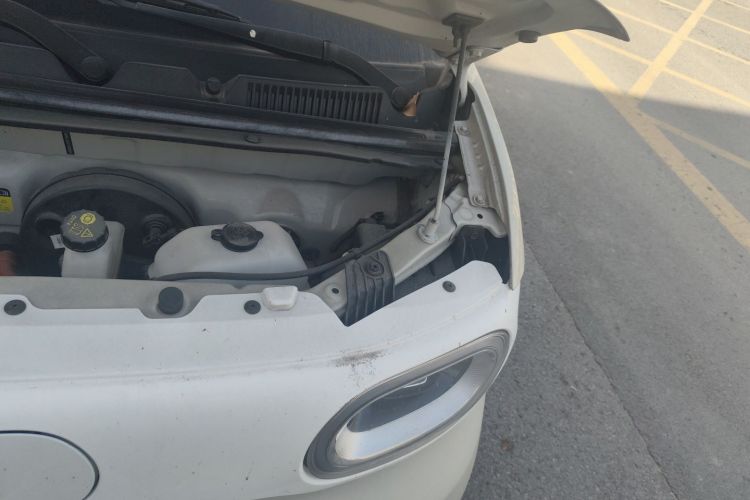 五菱汽车 宏光MINIEV 2024款 第三代 215km 进阶版局部细节9007