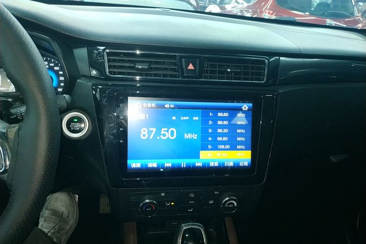 东风风光 风光580 2017款 改款 1.5T CVT豪华型中控内饰16