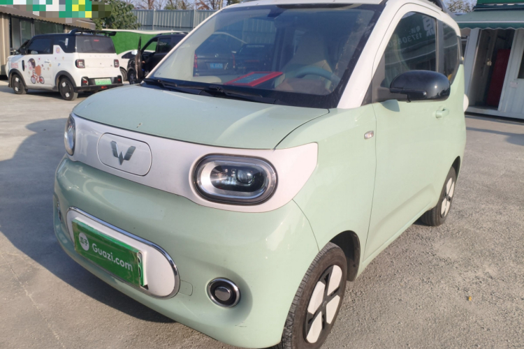 五菱汽车 宏光MINIEV 2024款 第三代 215km 进阶版车身外观1