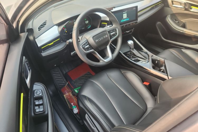 荣威i5 2021款 1.5L CVT钻石版中控内饰20