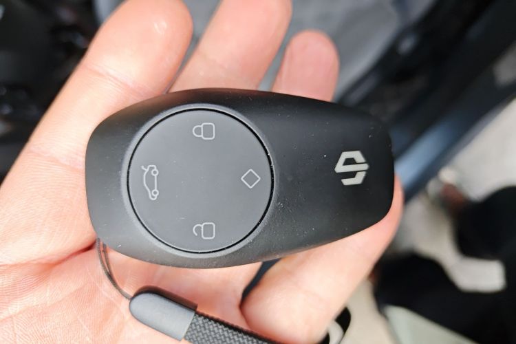 零跑汽车 零跑T03 2021款 400豪华版中控内饰11