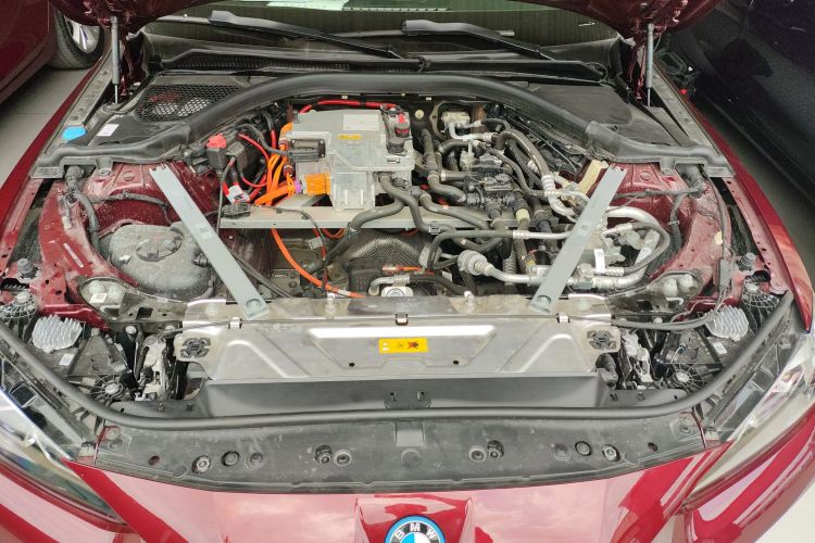 宝马i4 2023款 eDrive35局部细节24